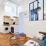 Lovely Parisian Retreat - Alexandre Dumas 2C